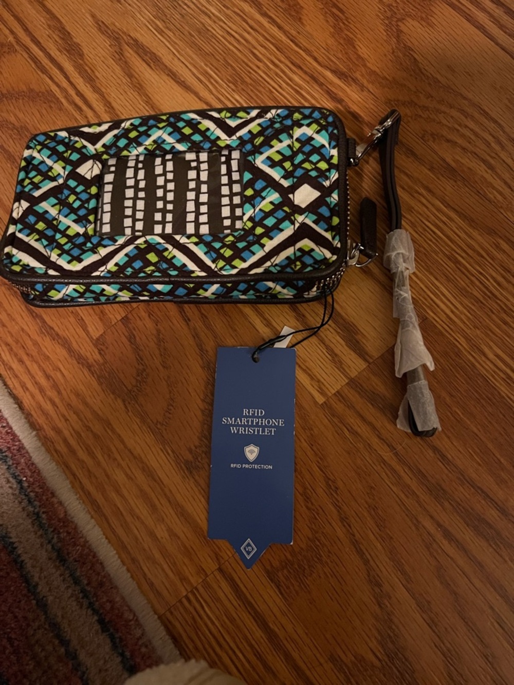 Vera Bradley Smartphone Wristlet